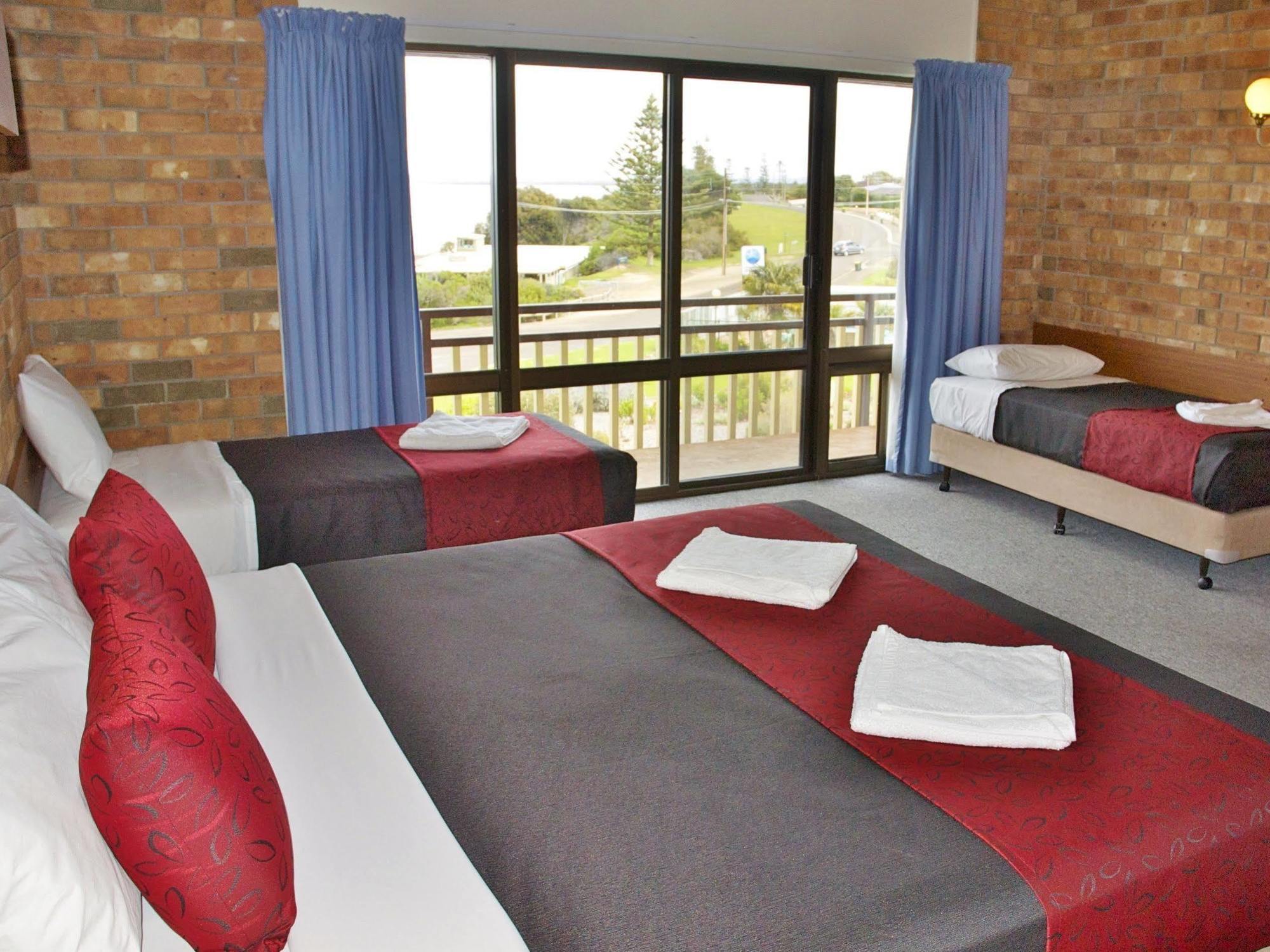 Kangaroo Island Seaside Inn Kingscote Exterior photo